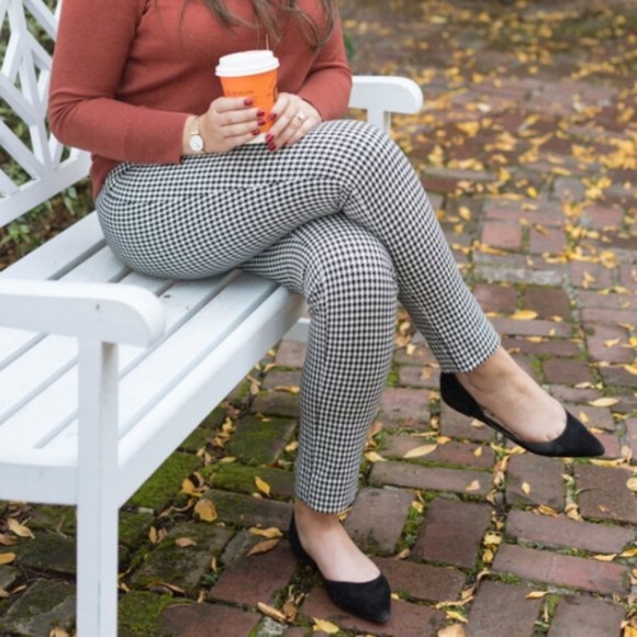 BANANA REPUBLIC - Picture 5 of 9